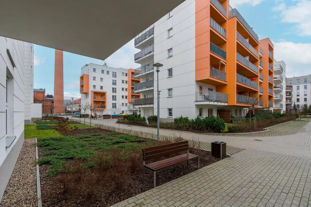 Wilczak Apartment With Free Garage Poznan By Noclegi Renters
