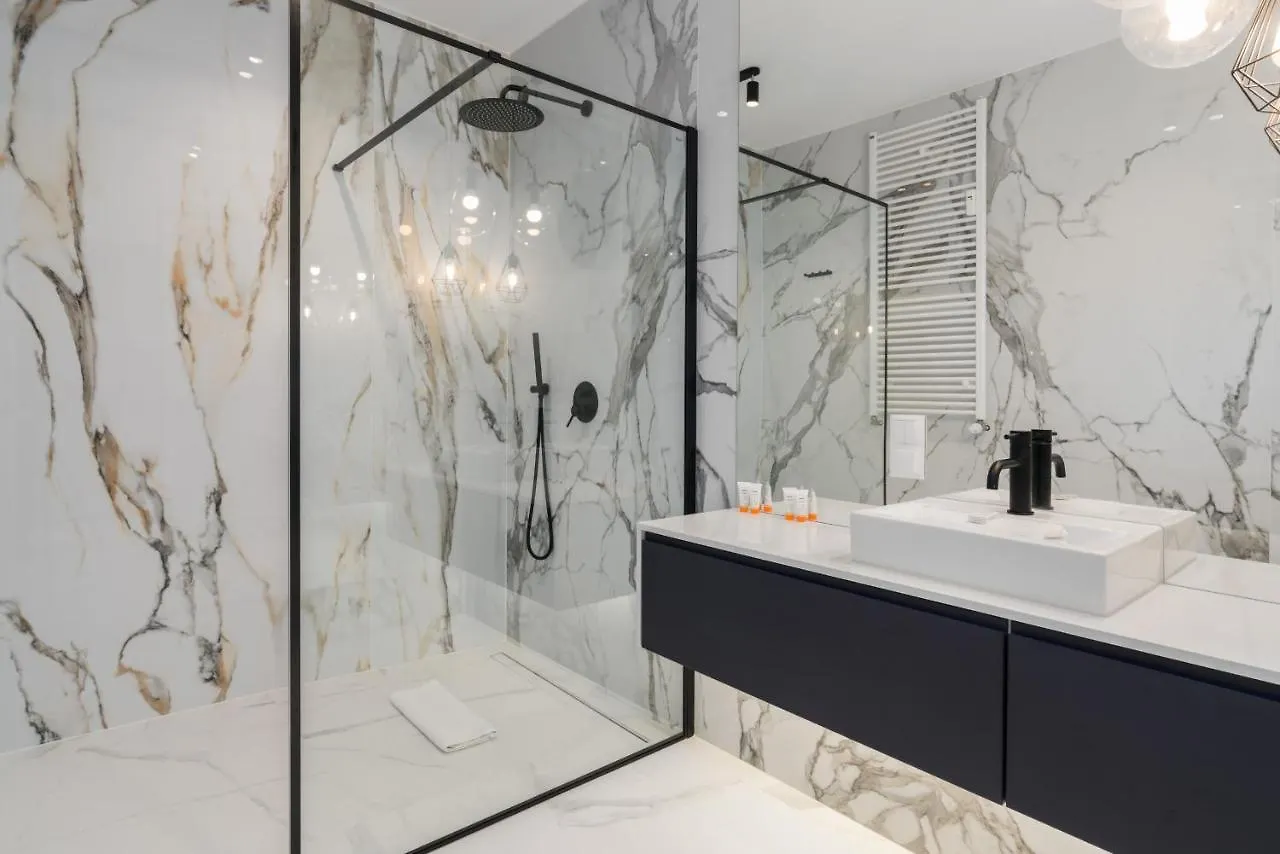 Wilczak Apartment With Free Garage Poznan By Noclegi Renters